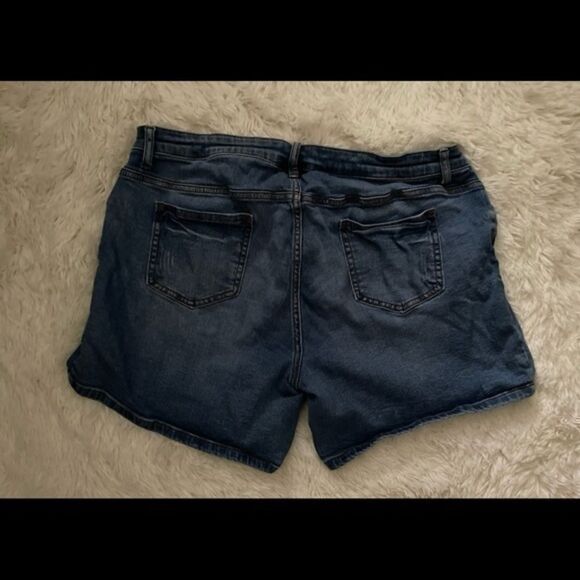 Women’s Maternity Stretch Jean shorts size XL by Indigo Blue - Picture 5 of 6